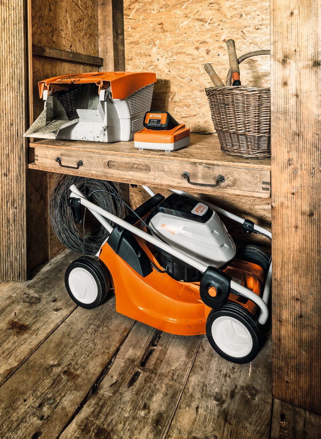 Stihl RMA 443 Akku-Rasenmäher, ohne Akku und ohne Ladegerät