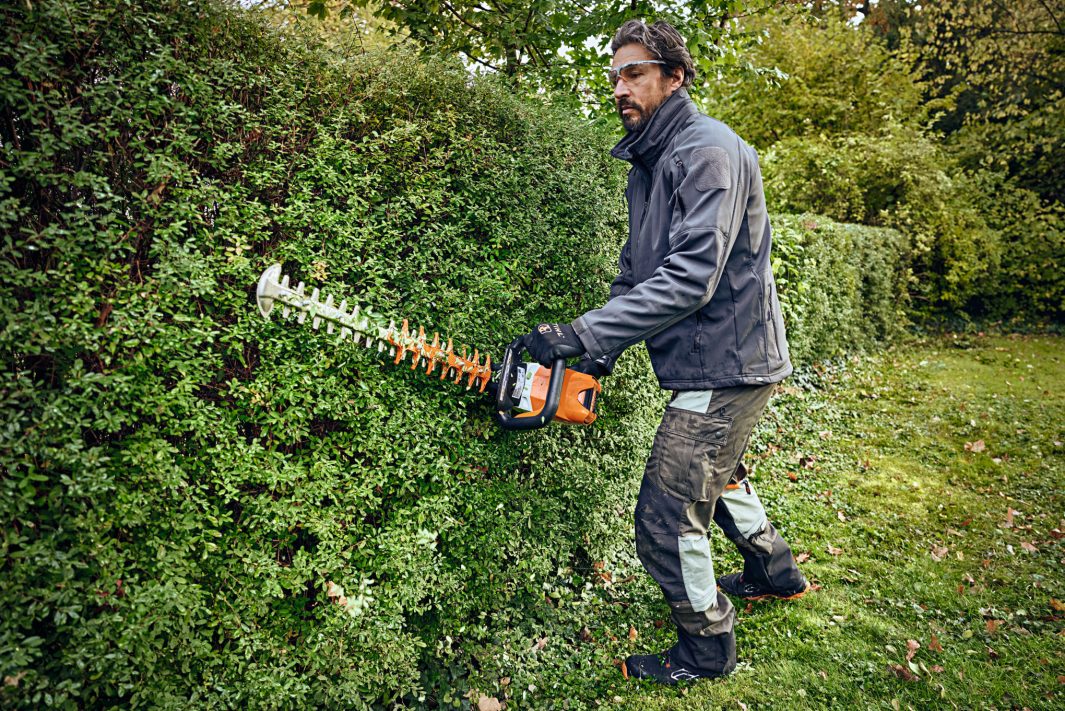 Stihl HSA 100 Akku Heckenschere, ohne Akku und ohne Ladegerät