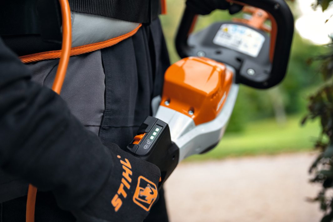 Stihl HSA 130 T AP-System Akku-Heckenschere
