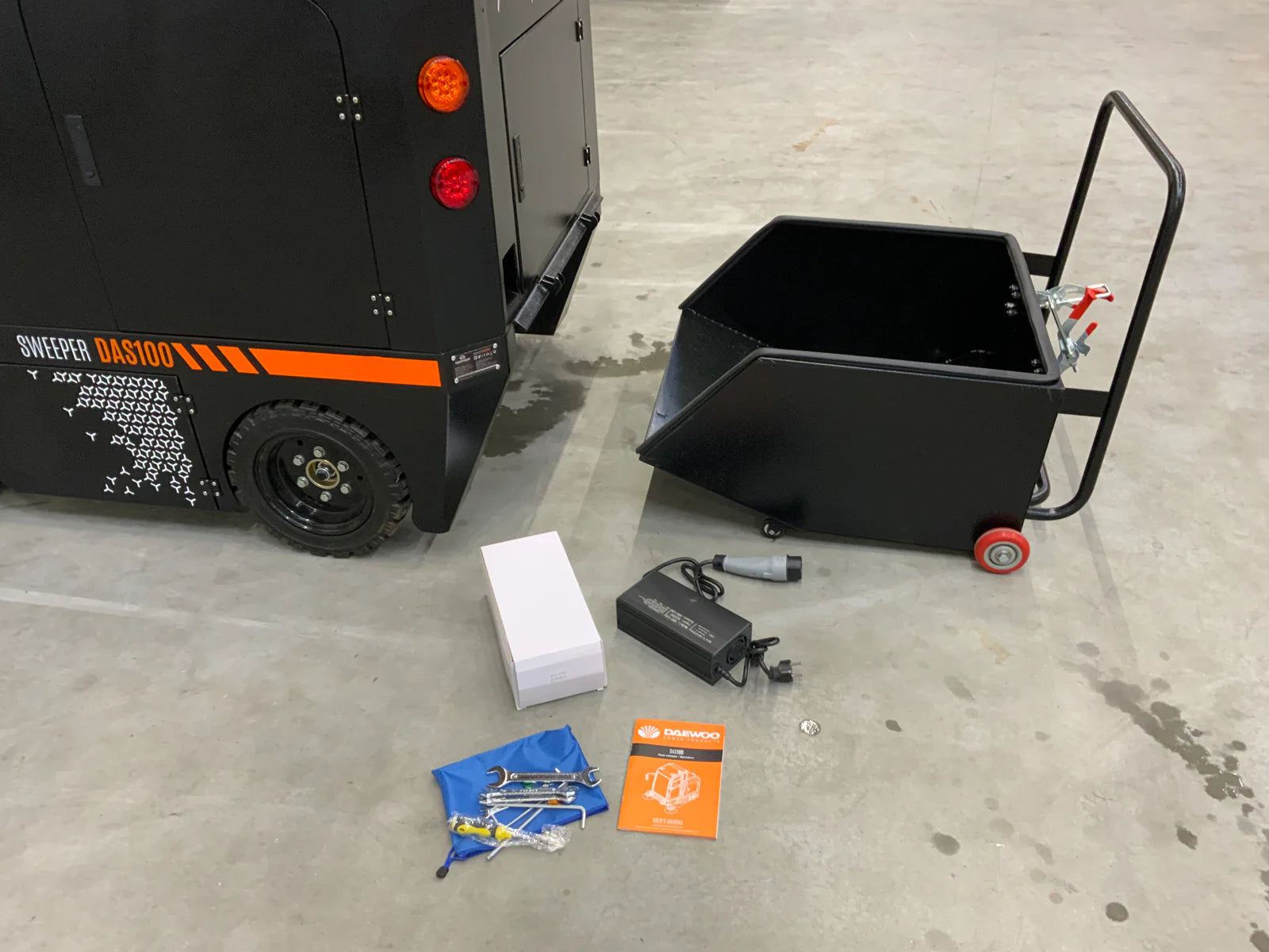 Daewoo DAS100 Kehrmaschine mit Kabine