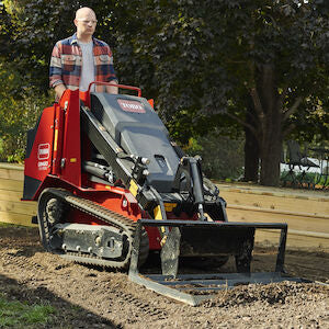 Toro Dingo TX 700 Raupenkettenlader, breit
