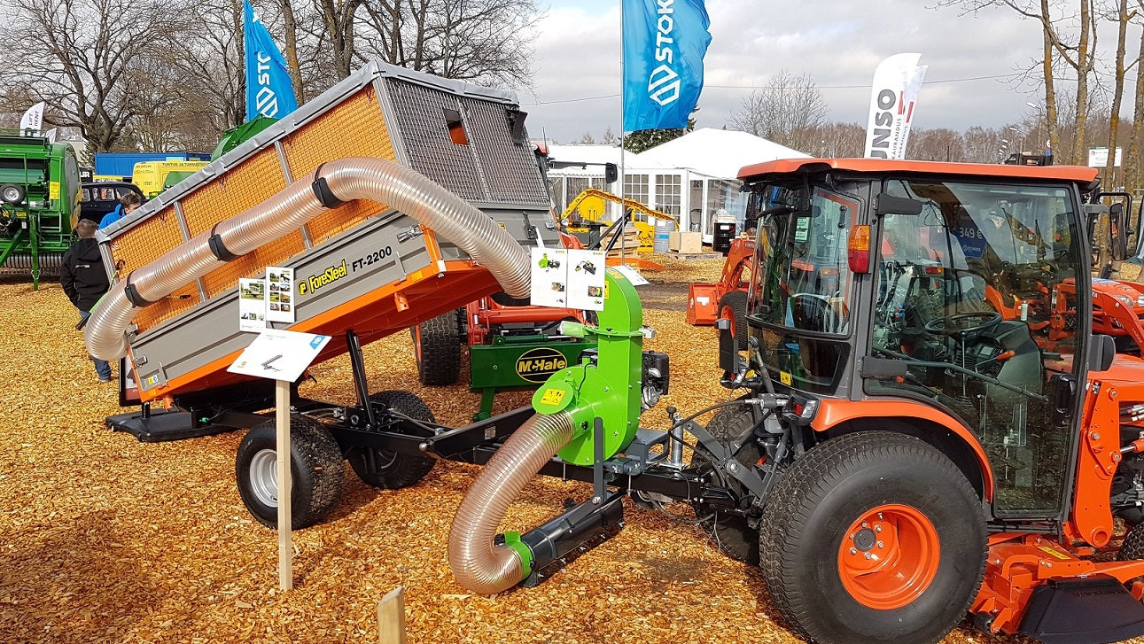 ForeSteel FT-2200 T3 Laubsaugwagen