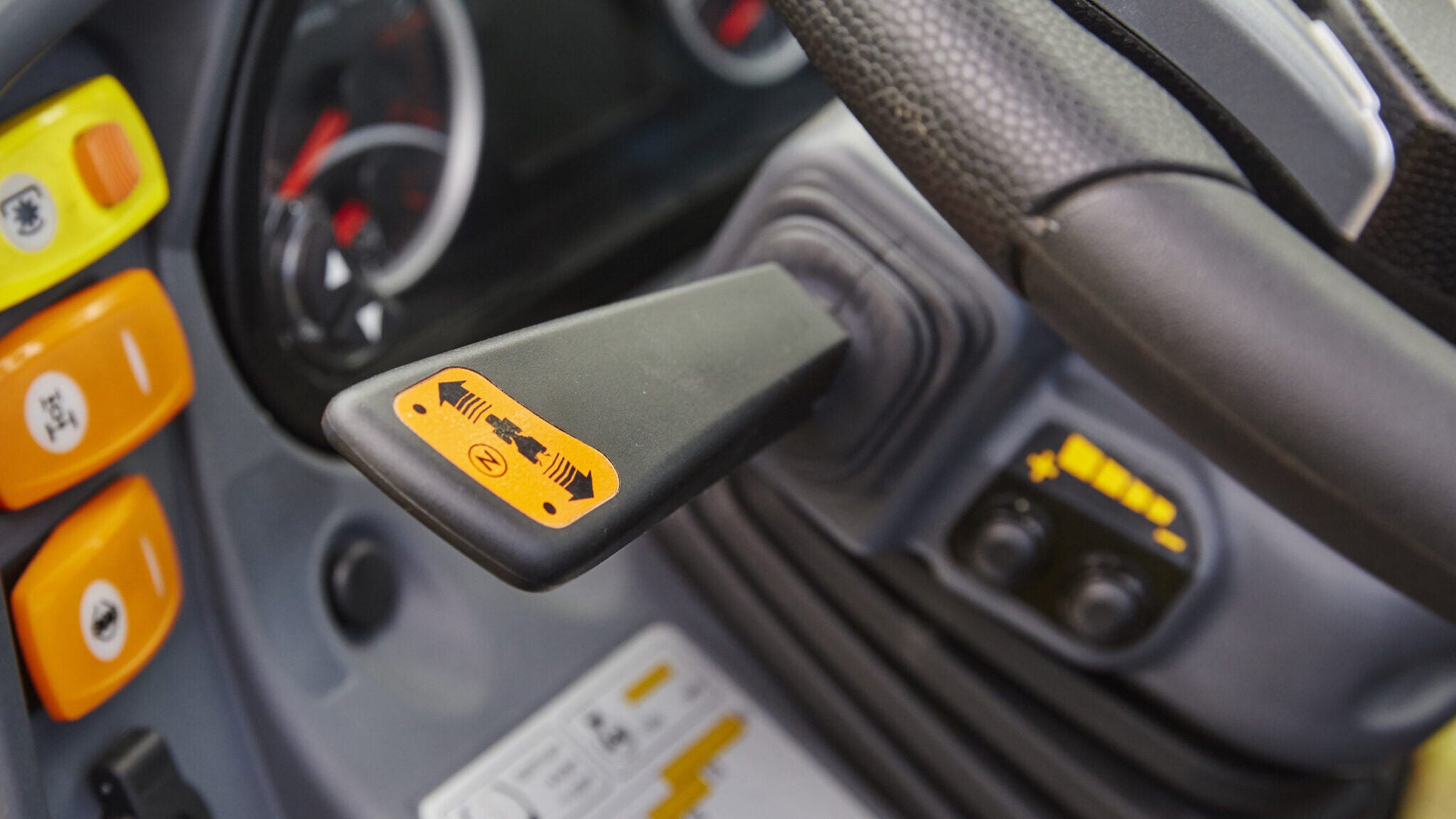 FerrariMizarVega85MTAI-Tractor5