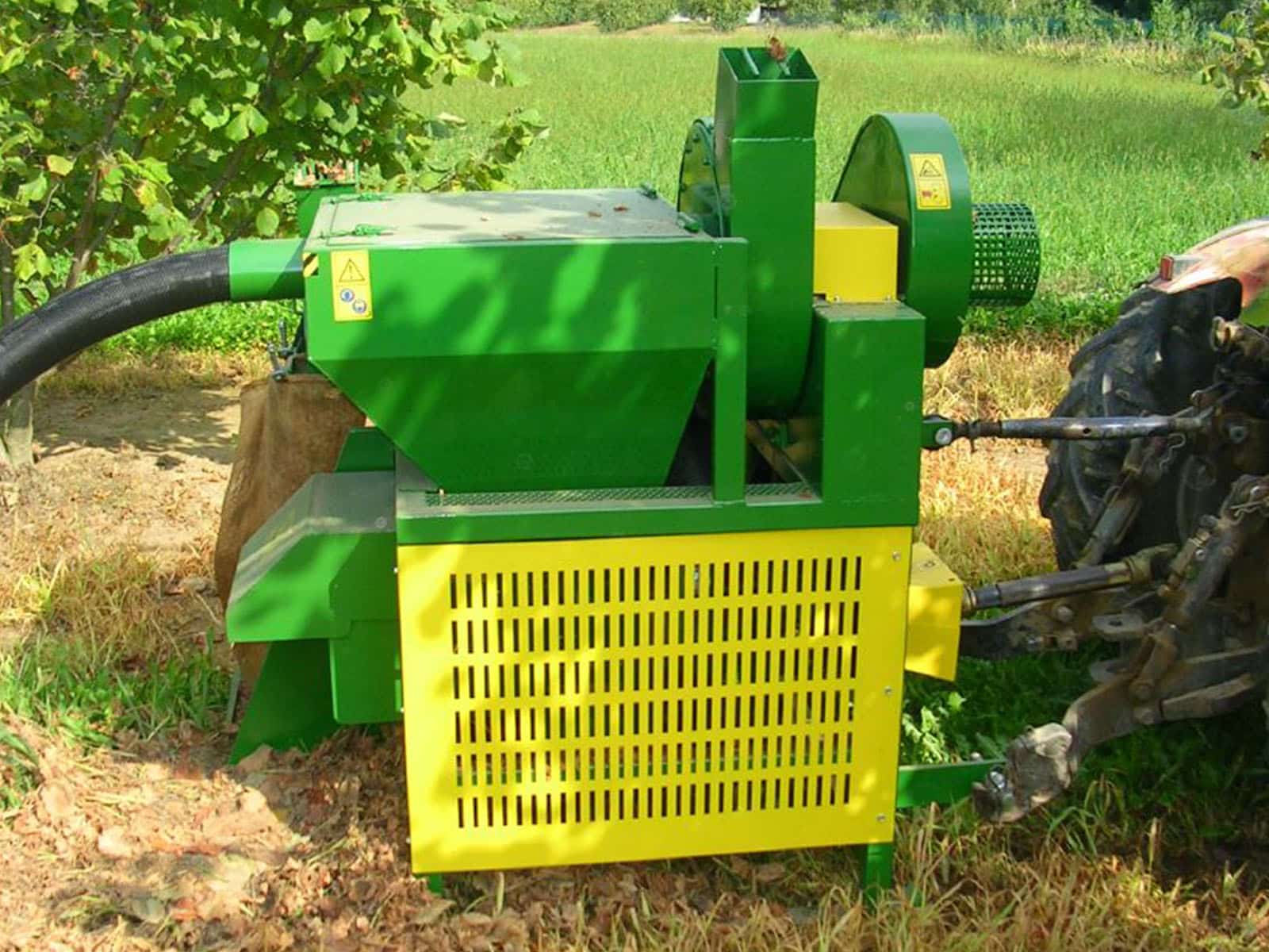 Feucht Obsttechnik Haselnusssauger CH EU 1000