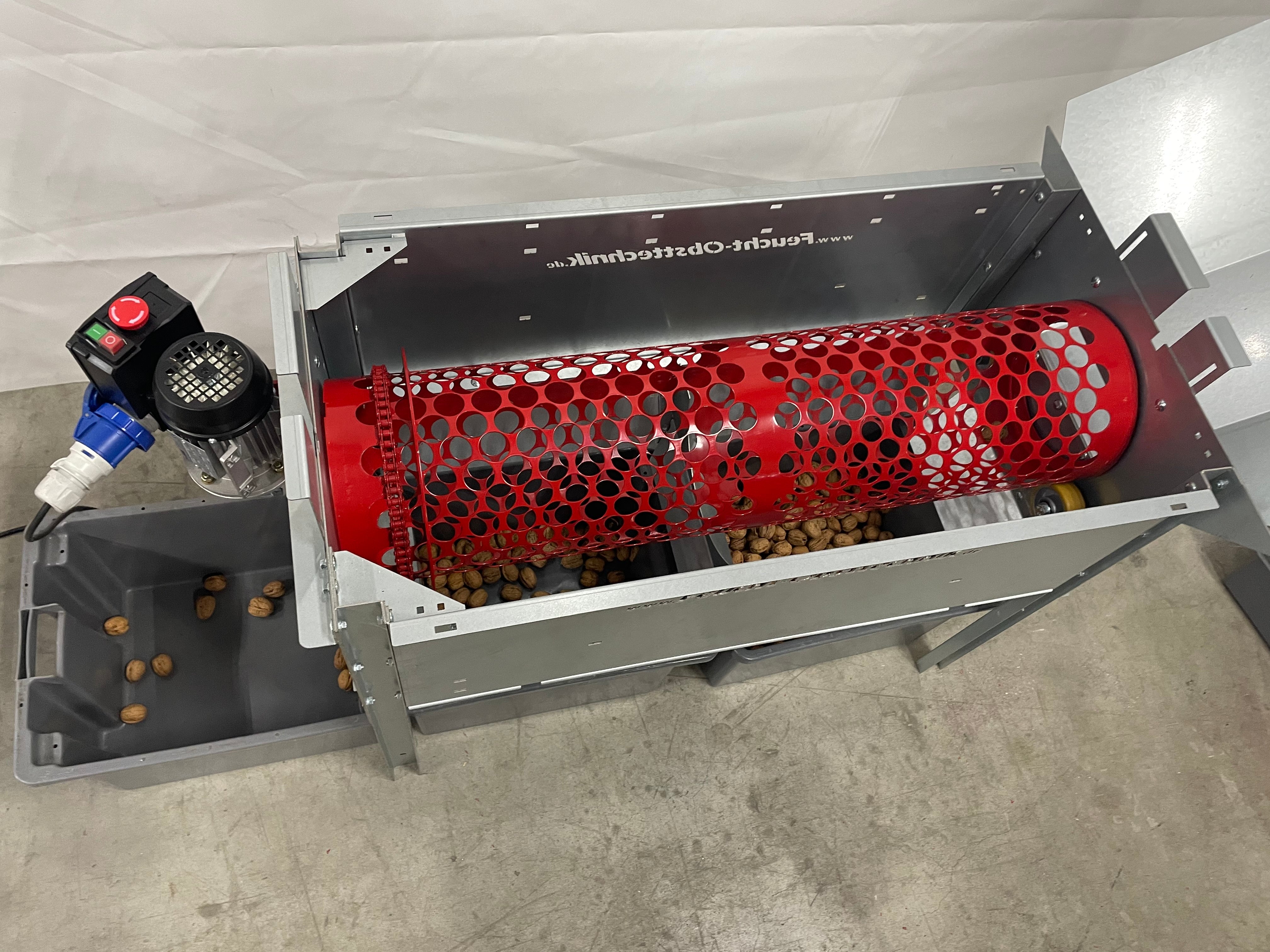 Feucht Obsttechnik Wasch- und Kalibriermaschine für Nüsse WK250