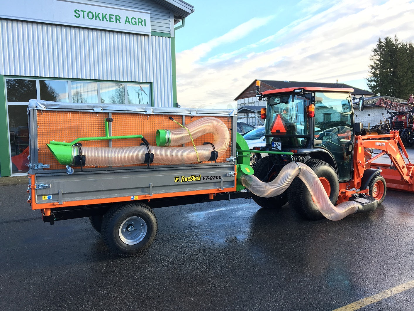 ForeSteel FT-2200 T3 Laubsaugwagen