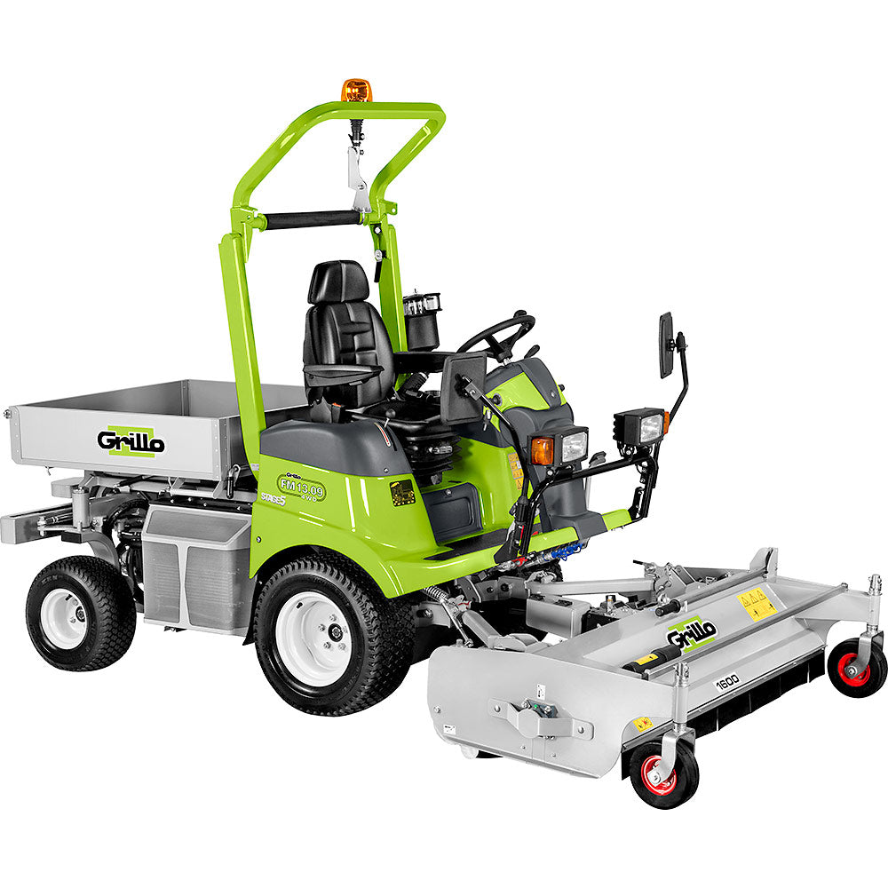 Grillo Aufsitzmäher mit Mähdeck ohne Sammeln FM 13.09 4WD