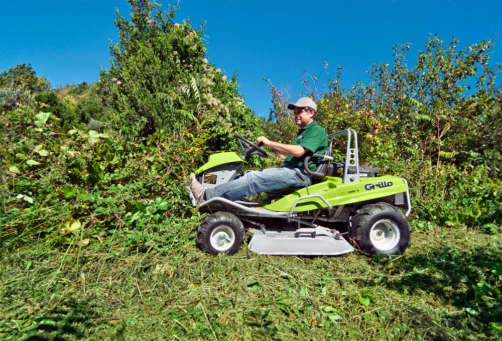 Grillo Hydraulischer Aufsitz-Wiesenmäher Climber 8.22