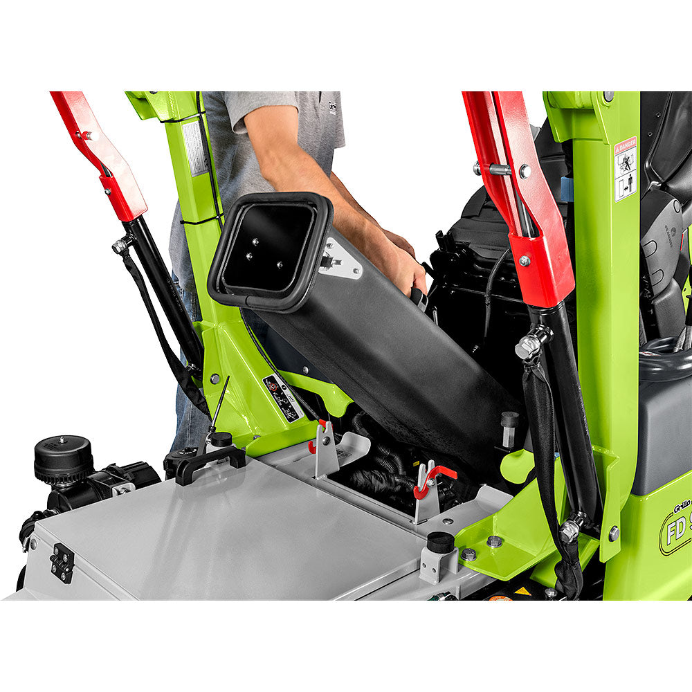 Grillo Aufsitzmäher mit Mähdeck FD 900 4WD