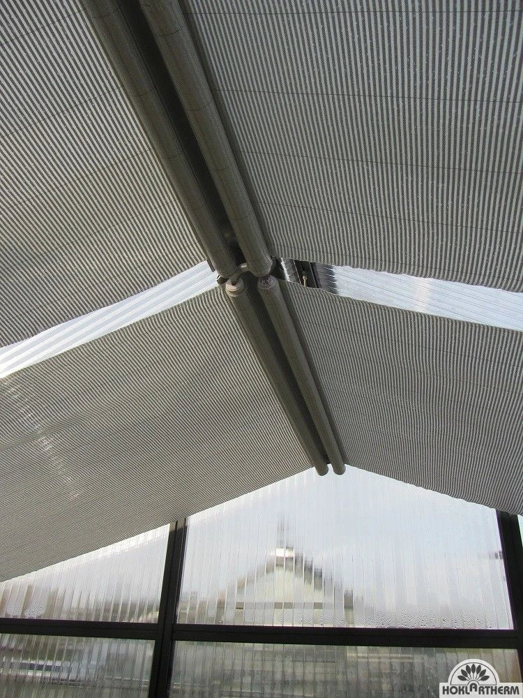 Hoklartherm Beschattungsrollo für den Dachbereich (1,00 m - 2,50 m breit)