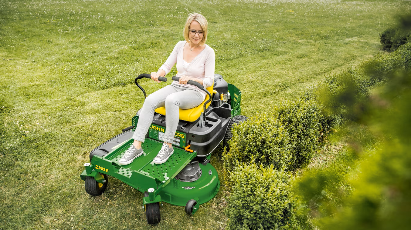John Deere ZTrak Nullwenderaduismäher Z335E