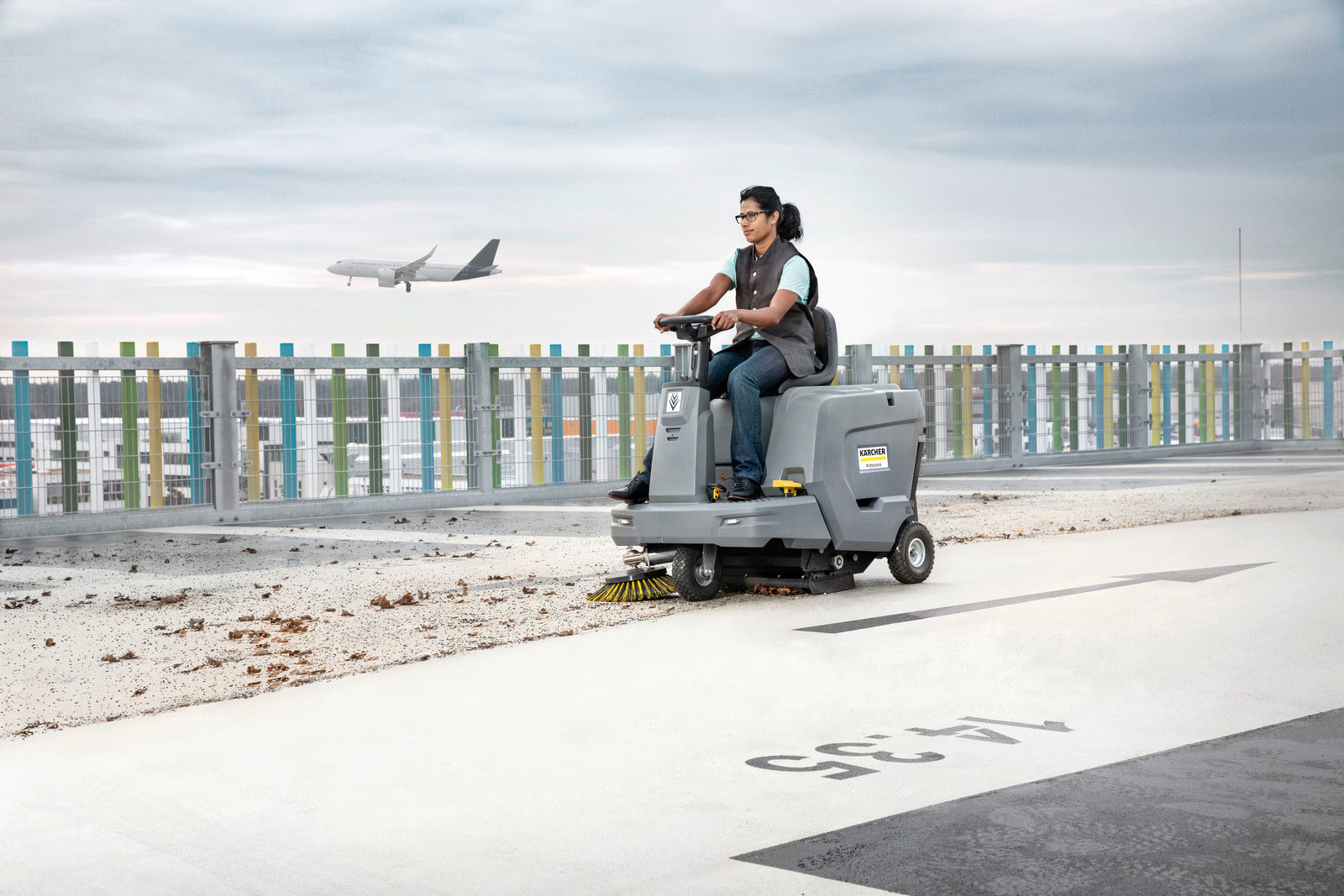 KaercherKM8550RBpPack80AhLi_FCAufsitz-Kehrsaugmaschinen6