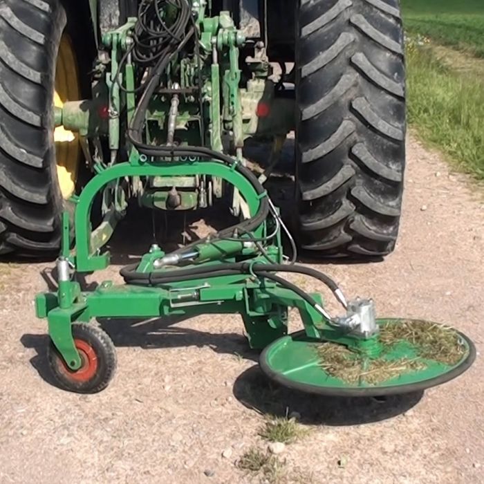 KellfriHydraulischerZaunmaeherfuerdiehintereMontagedesDreipunkt