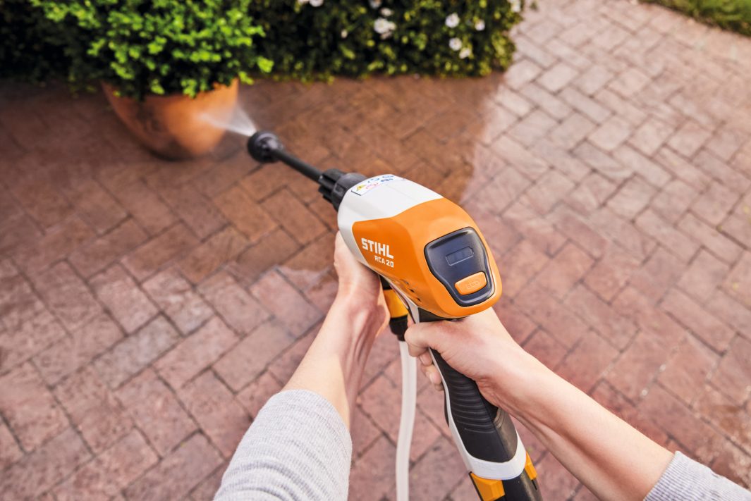 Stihl RCA 20 Akku-Druckreiniger AS-System mit 2x Akku AS 2 und Ladegerät AL 1
