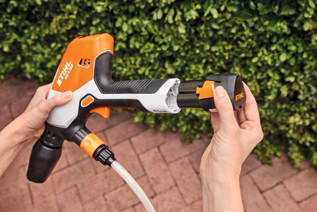 Stihl RCA 20 Akku-Druckreiniger AS-System mit 2x Akku AS 2 und Ladegerät AL 1