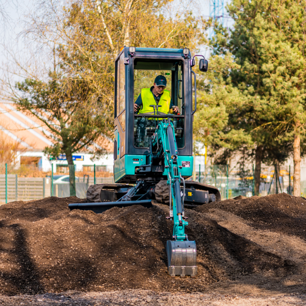 SUNWARD Minibagger SWE 17F