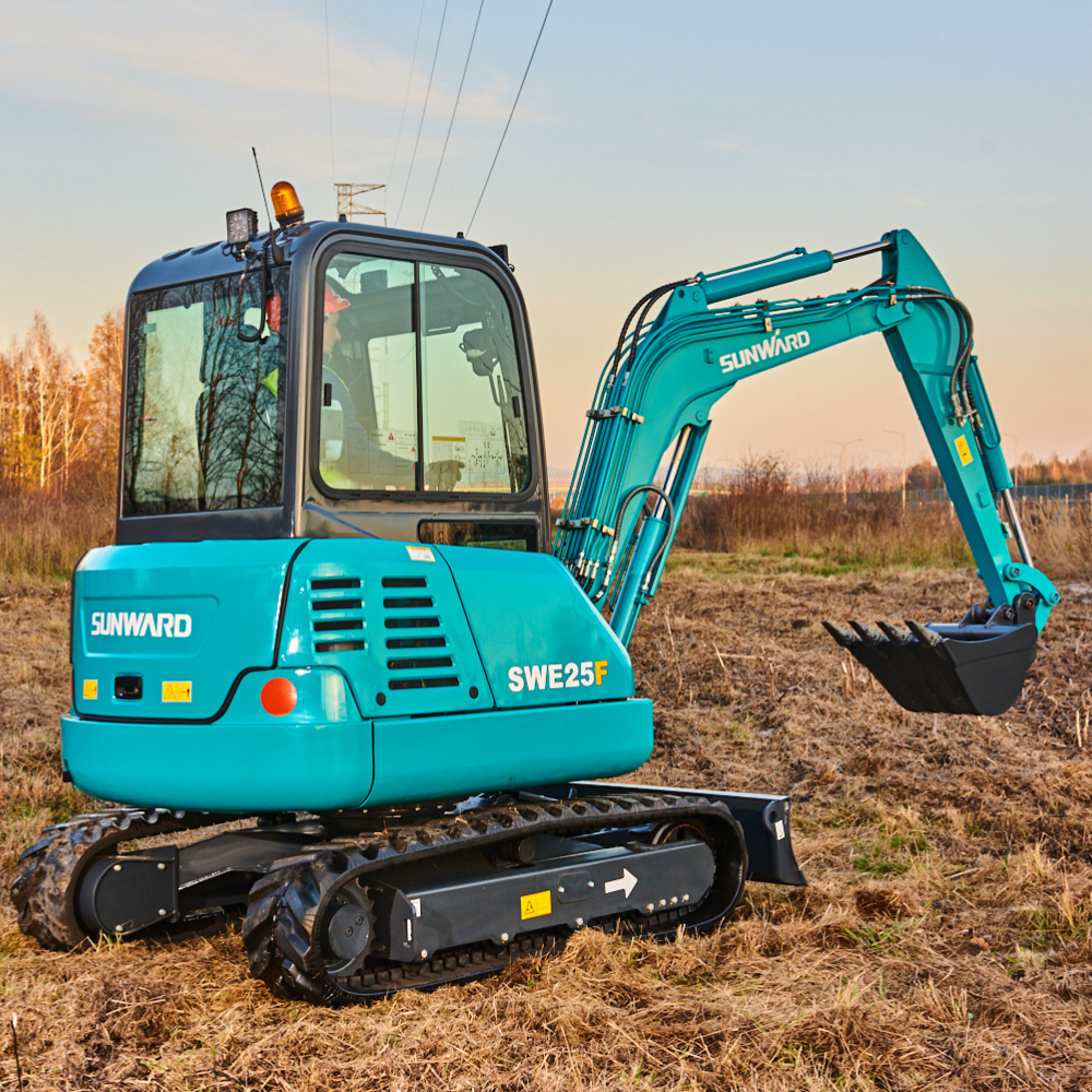 SUNWARD Minibagger SWE 25F