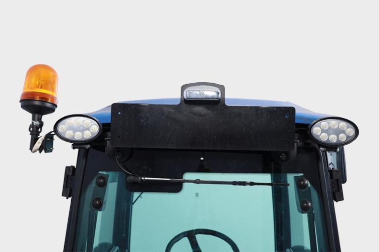 Solis Traktor 26 HST mit Kabine