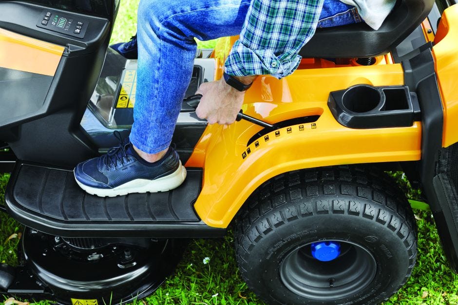 STIGA ESTATE 584e Akku-Rasentraktor