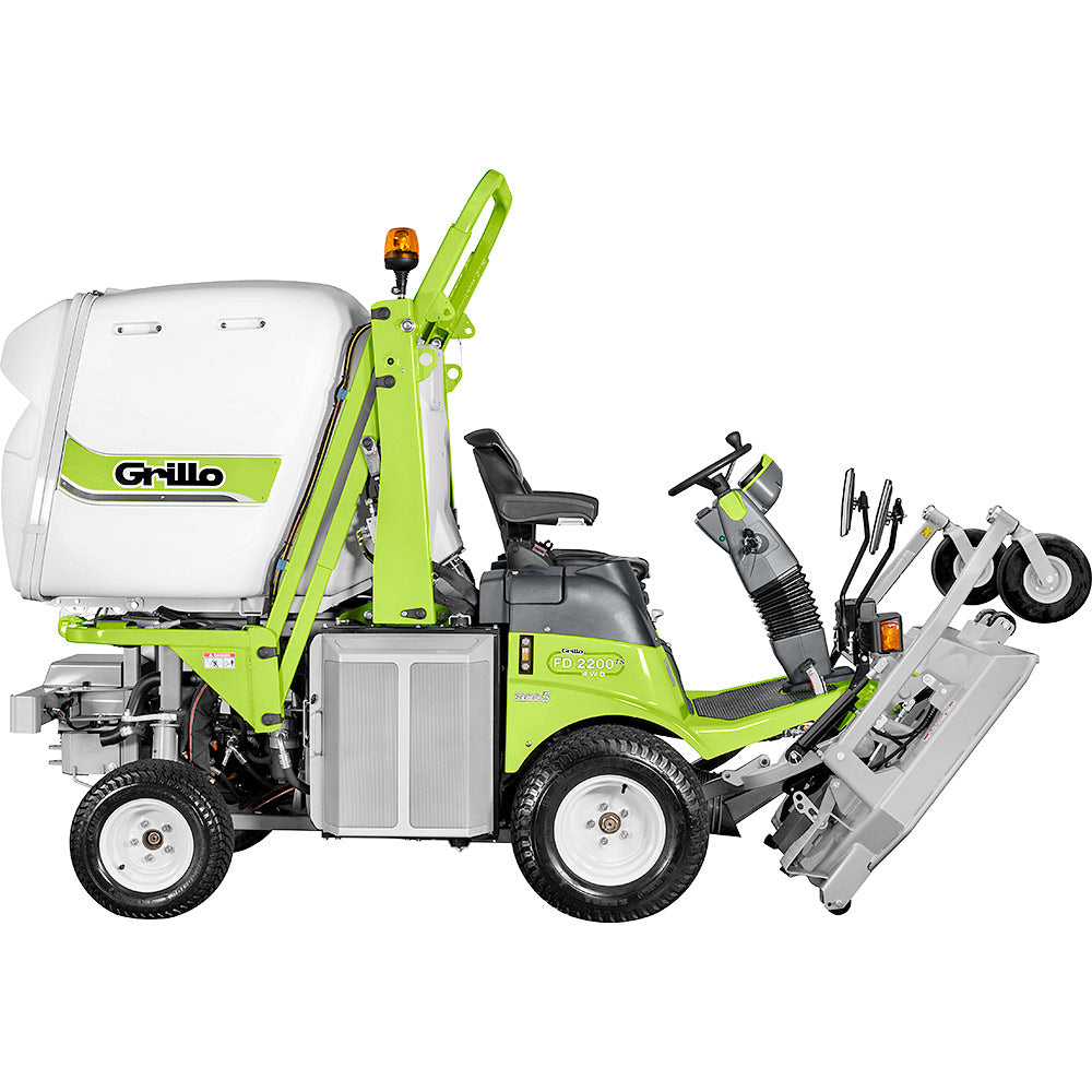 Grillo Aufsitzmäher mit Mähdeck und Sammeln FD 2200TS Stage5 4WD