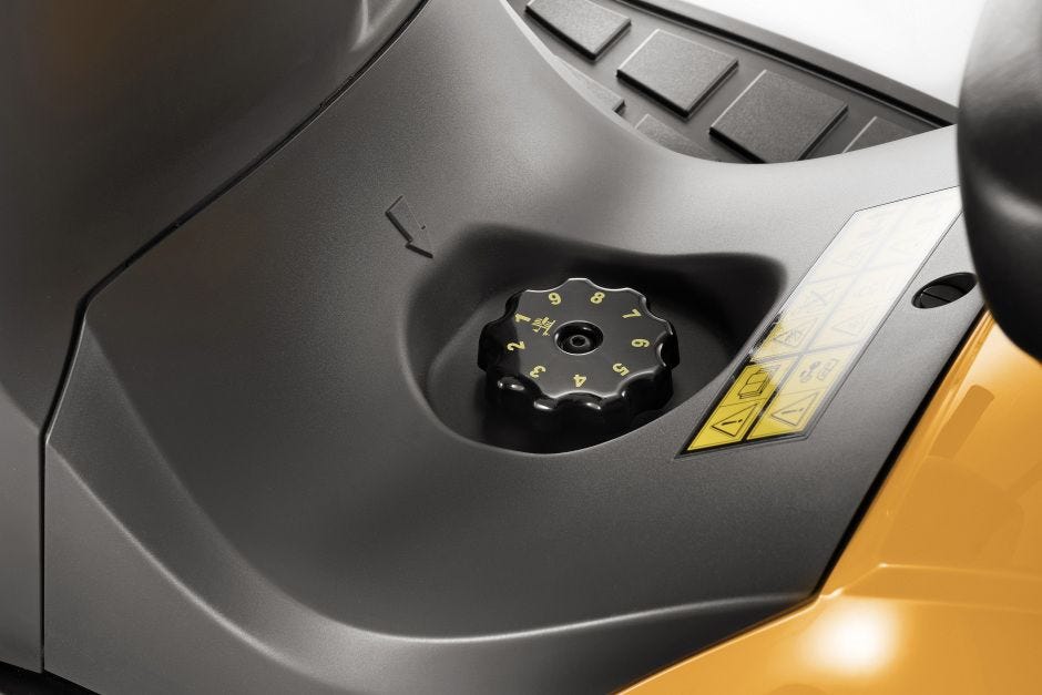 STIGA Estate 9122 WX Benzin-Rasentraktor