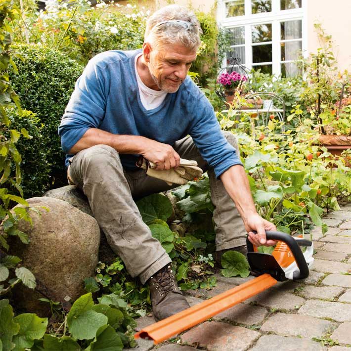 Stihl HSA 45 Akku Heckenschere, mit integriertem Akku