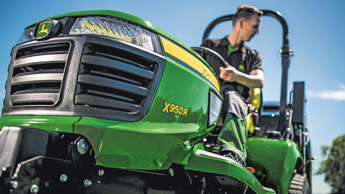 John Deere X950R