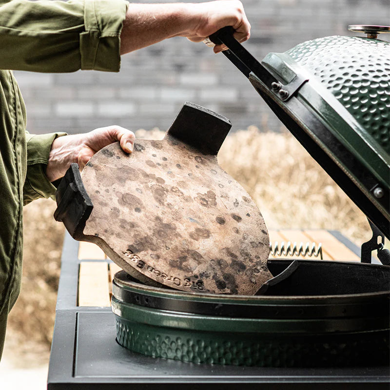Big Green Egg Medium Starter Set 2026