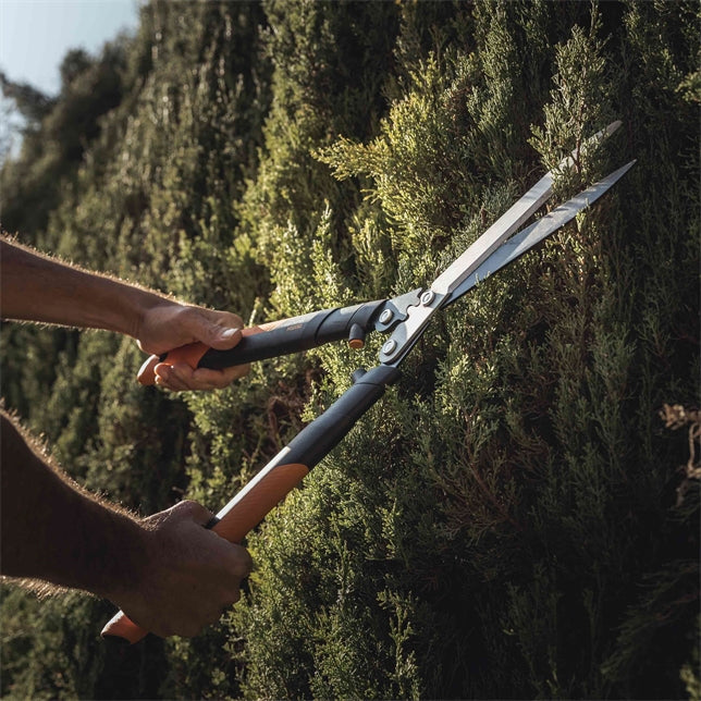 Fiskars PowerGear X Getriebe-Heckenschere HSX92