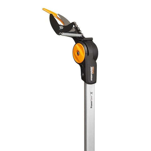 Fiskars Teleskop-Schneidgiraffe UPX82  & UPX86