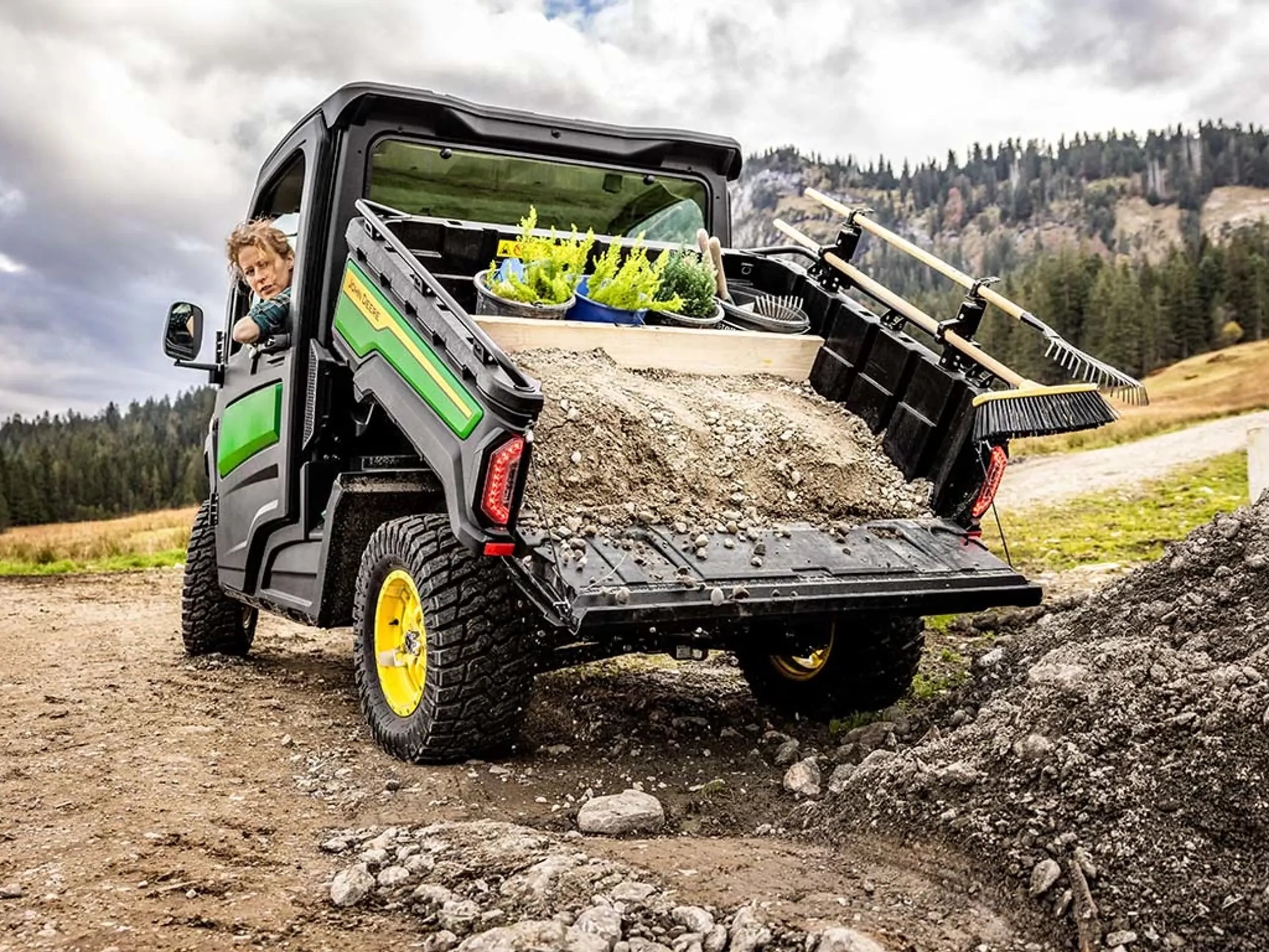 John Deere Gator XUV 875M