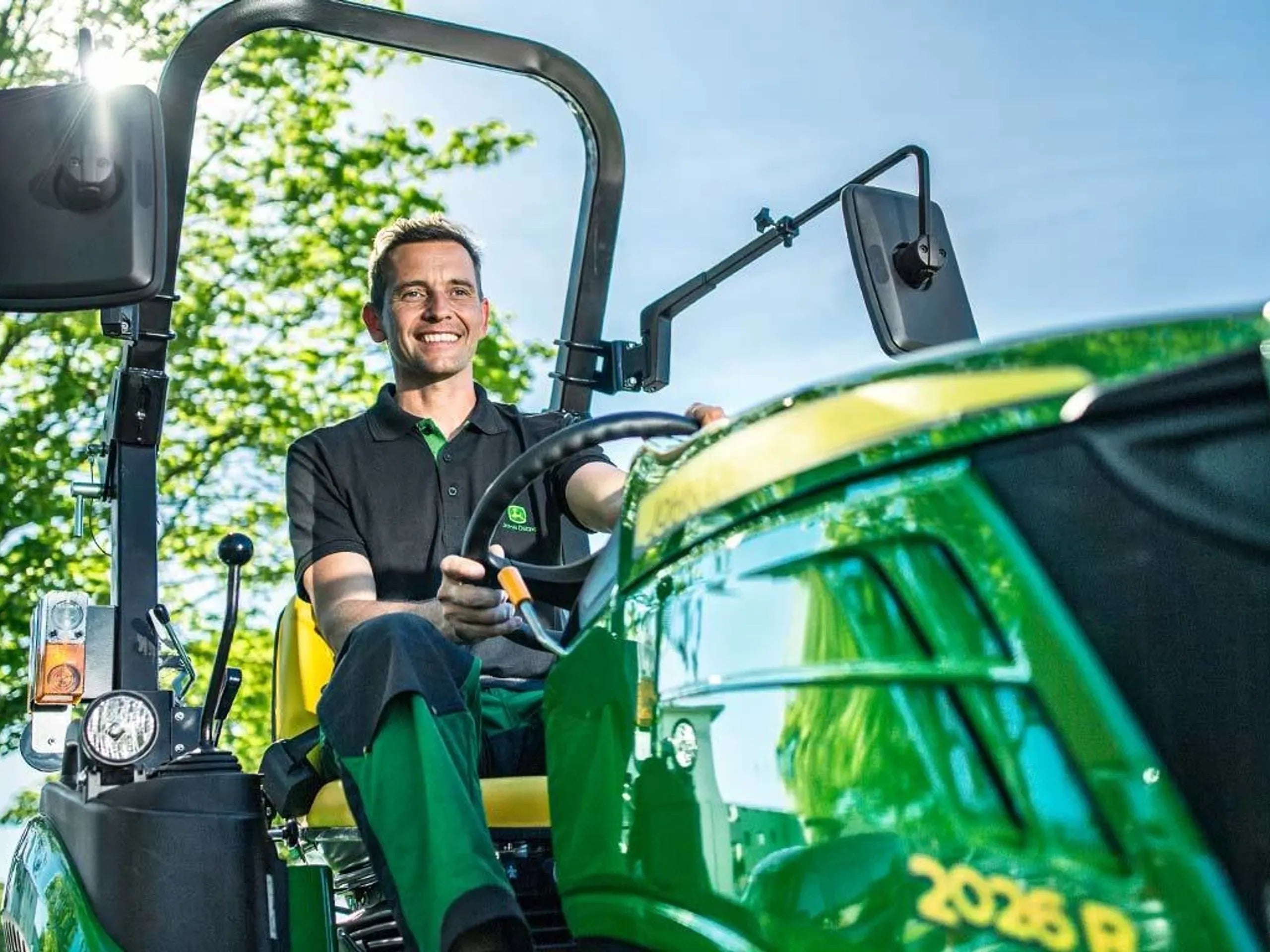 John Deere Kompakttraktor 2026R