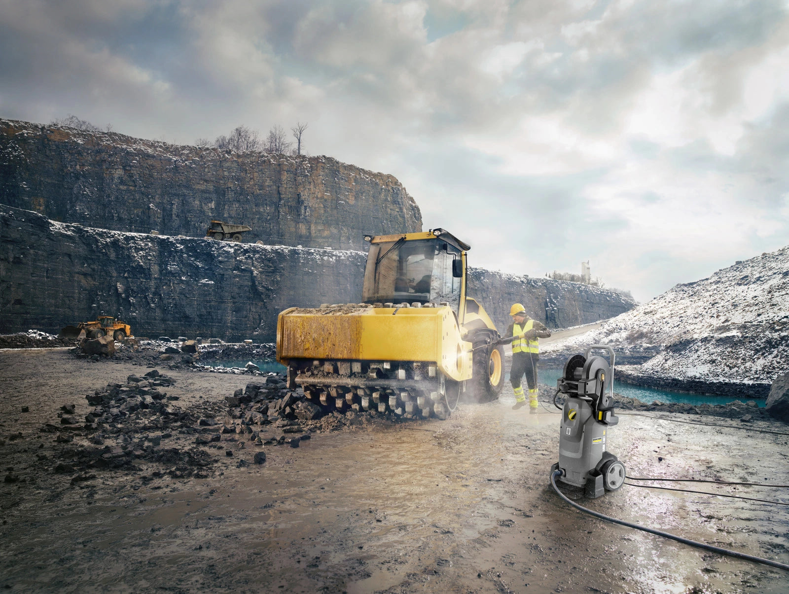 Kaercher-HD-818-4-MXA-Plus-Agri-Kaltwasser-Hochdruckreiniger2