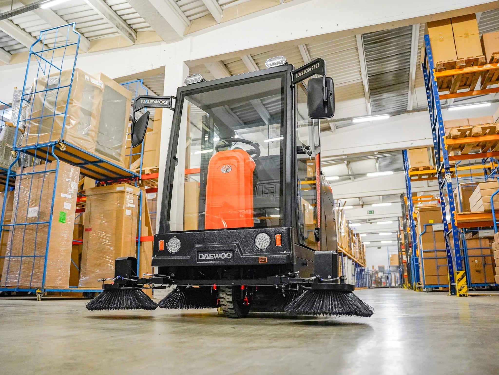 Daewoo DAS100 Kehrmaschine mit Kabine