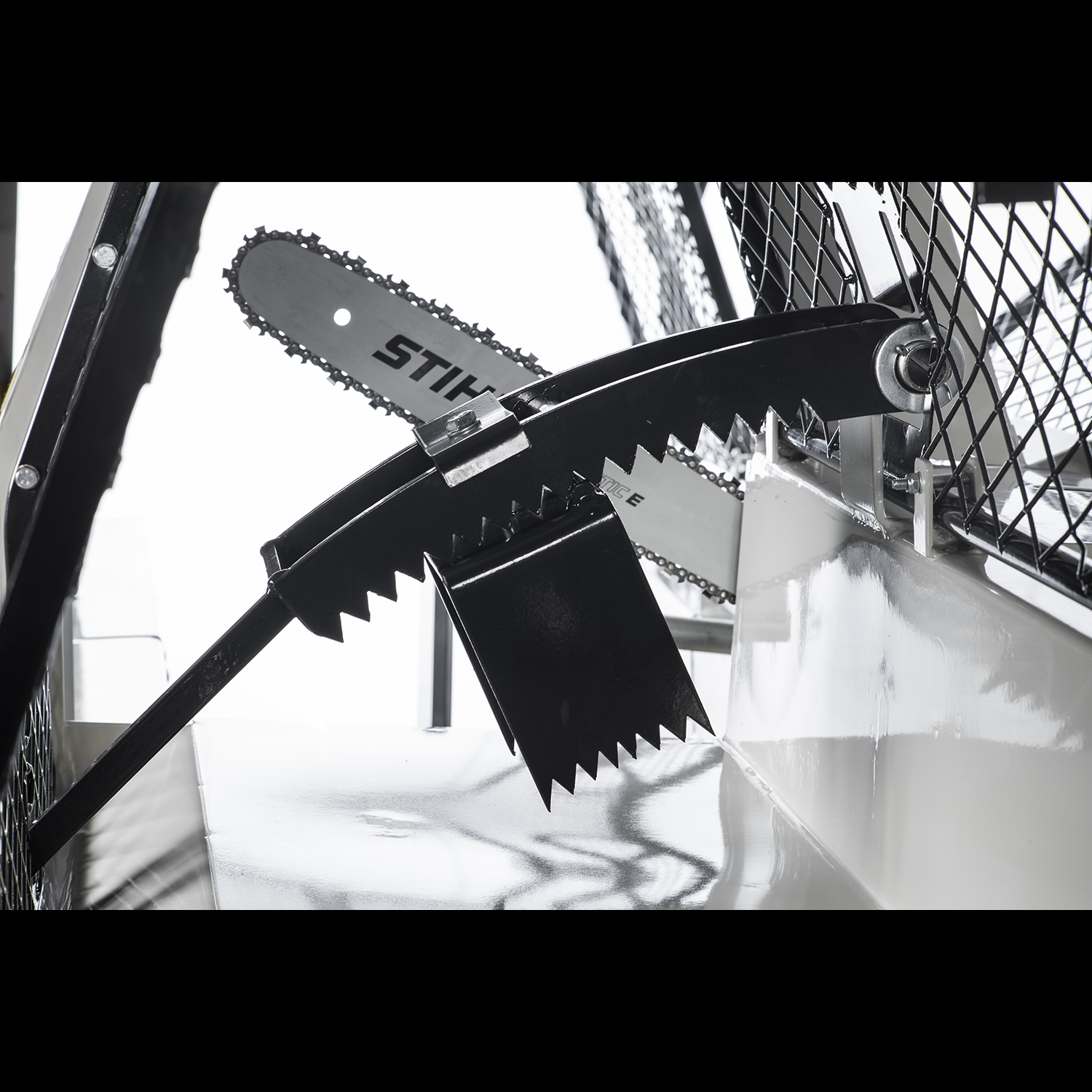 Lumag Zapfwellen-Sägespaltautomat SSA400Z