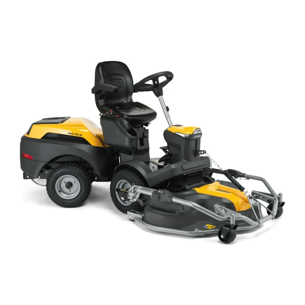 STIGAPark700WBenzin-Frontmaeher1