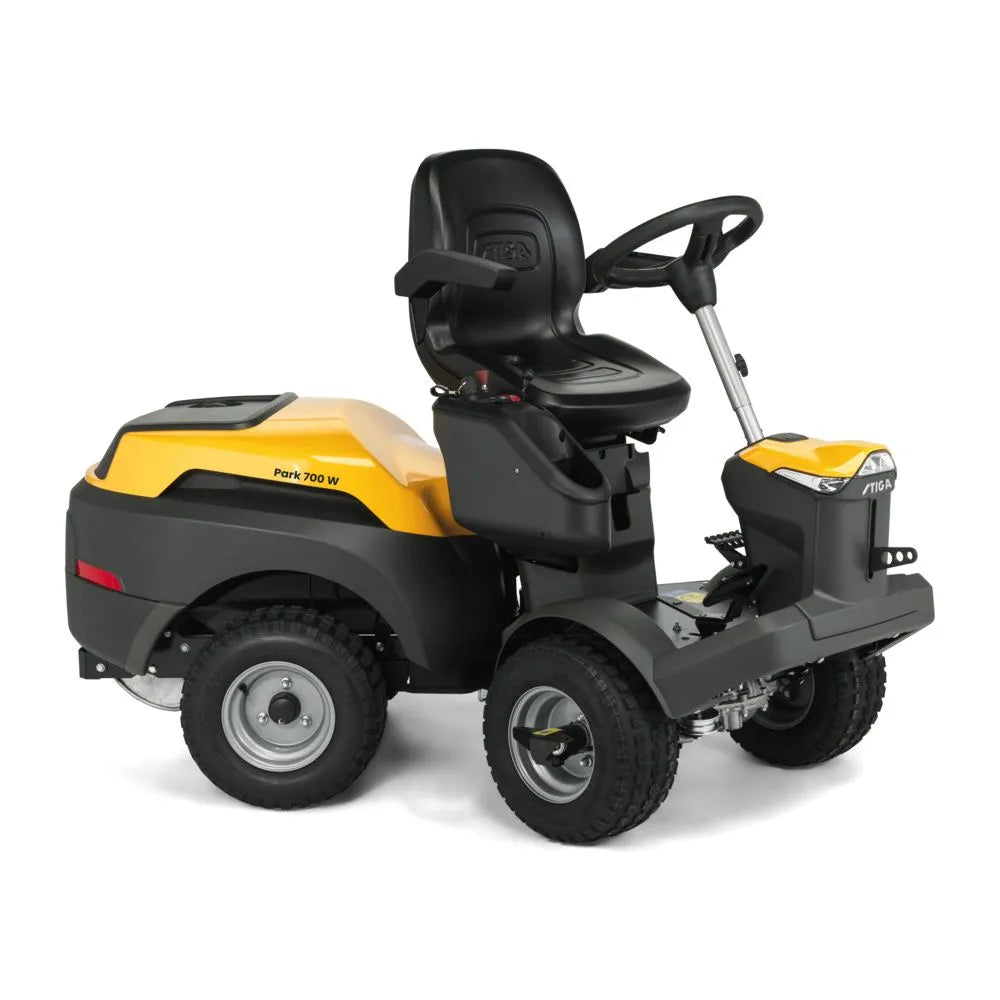 STIGAPark700WBenzin-Frontmaeher2