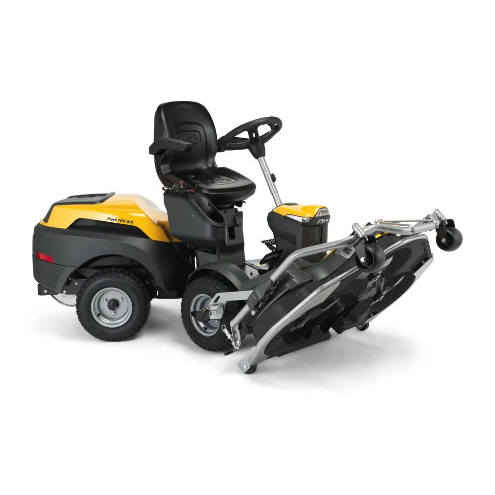STIGAPark700WBenzin-Frontmaeher3