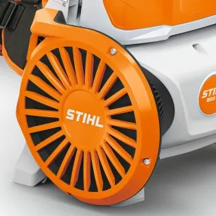 Stihl-BGA-300-Akku-Laubblaeser-AP-System1