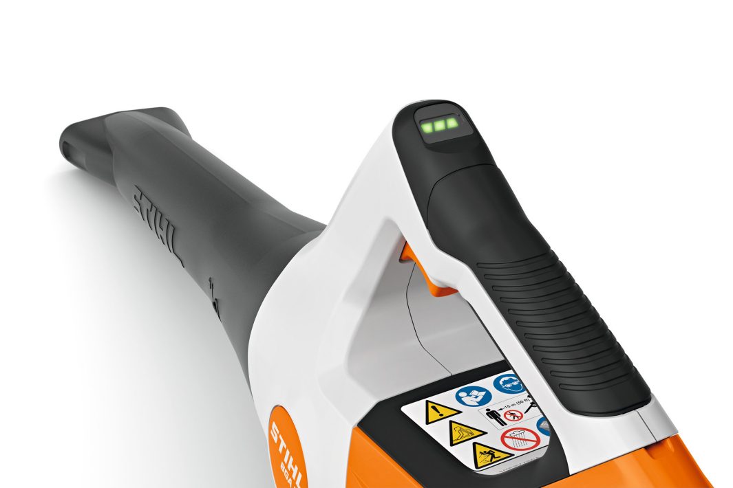 Stihl BGA 30 Akku-Laubbläser AS-System mit 2x Akku AS 2 und Ladegerät ALS 31