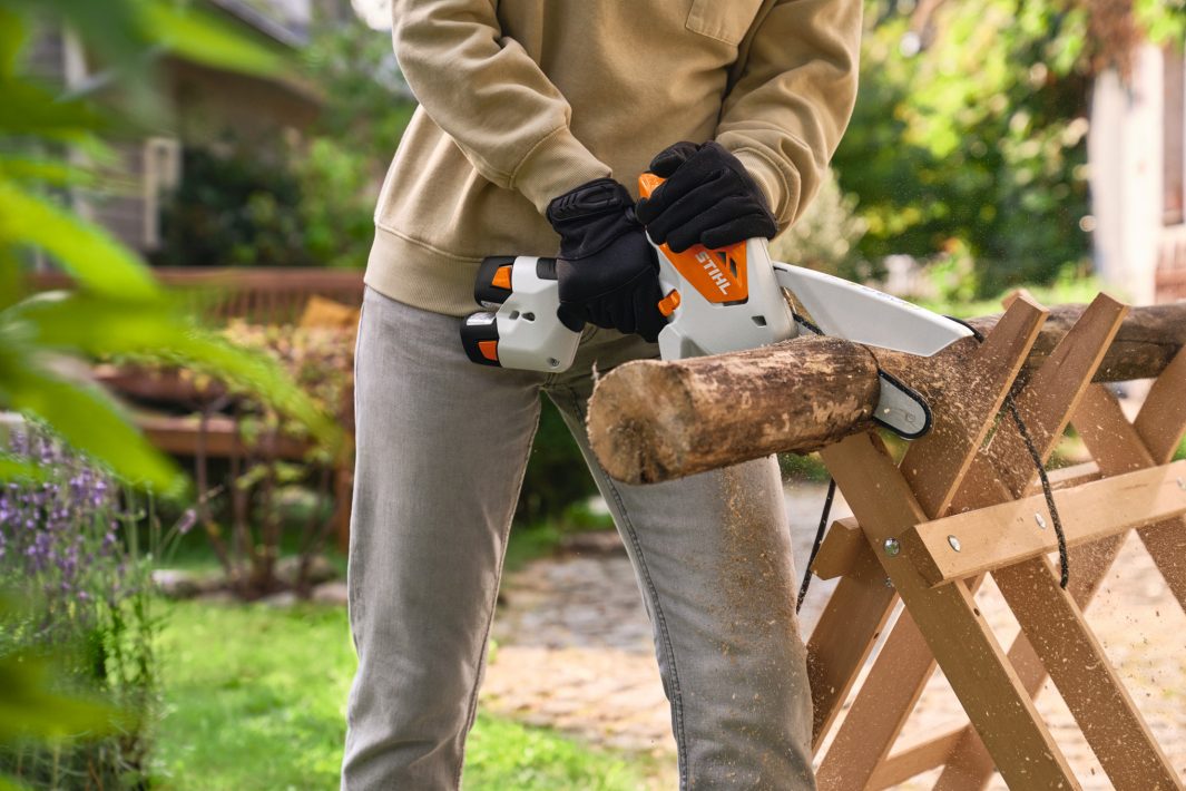 Stihl GTA 30 Akku-Gehölzschneider mit 2x Akku AS 2 und Ladegerät AL 5-2