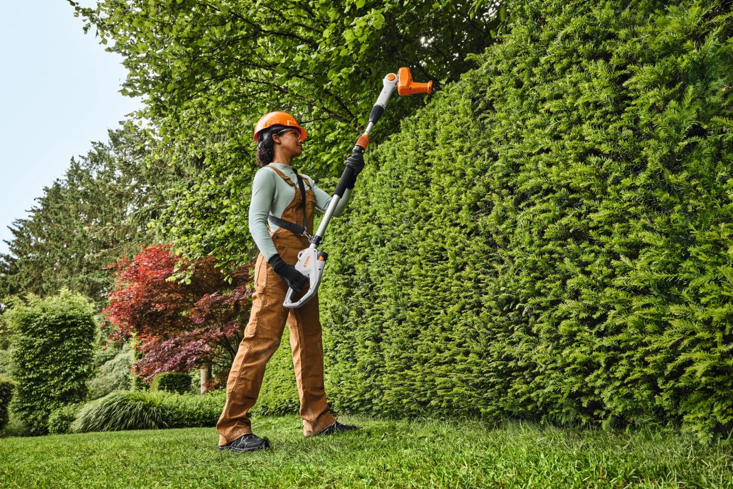 Stihl HLA 40 Akku-Heckenschneider AK-System ohne Akku und Ladegerät