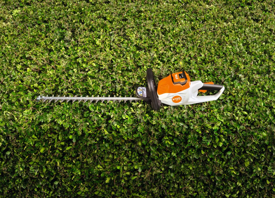 Stihl HSA 50 Akku-Heckenschere ohne Akku und Ladegerät