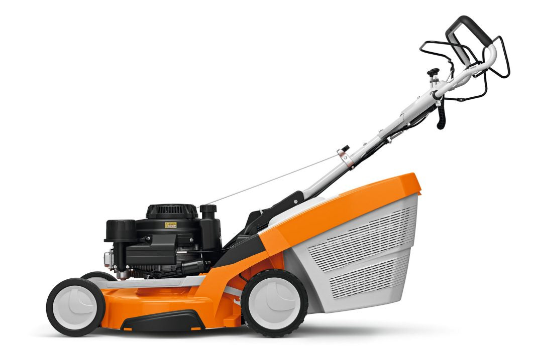 StihlRM655YSBenzin-Rasenmaeher3