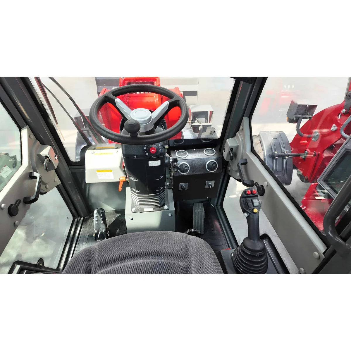 WematikTeleskopradlader_HofladermitKabine807TPlus2