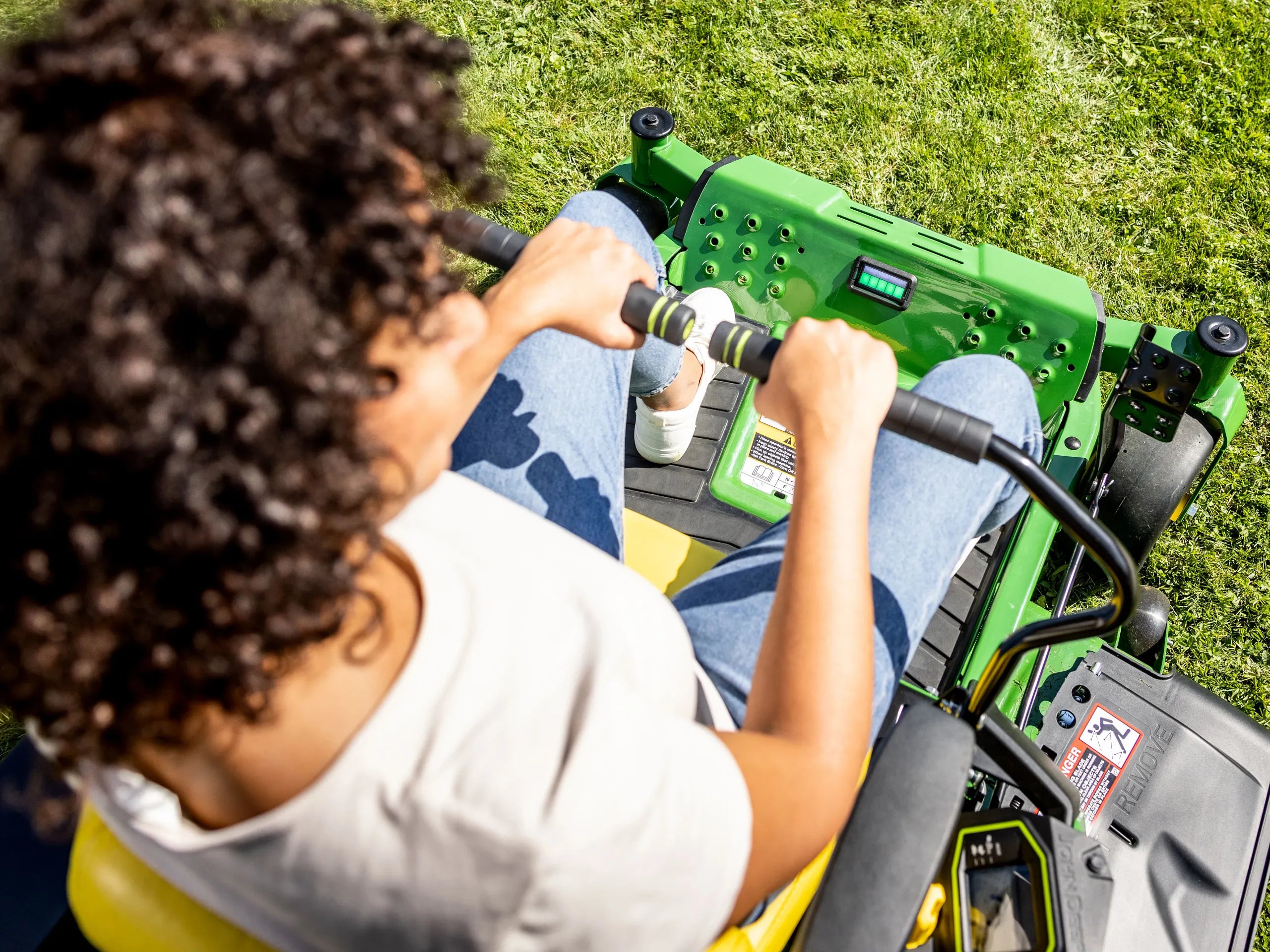 John Deere ZTrak Z370R Nullwenderaduismäher Electric Frühjahrsangebot